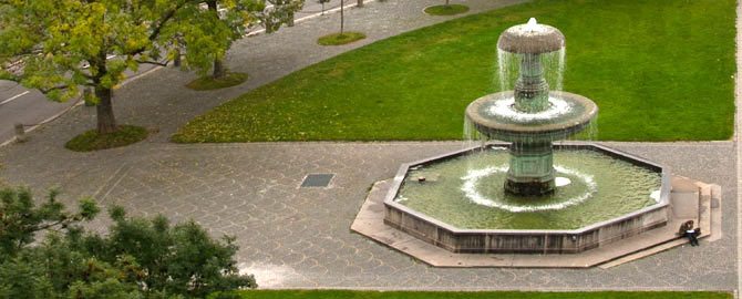 Springbrunnen am Geschwister-Scholl-Platz, Maxvorstadt, München