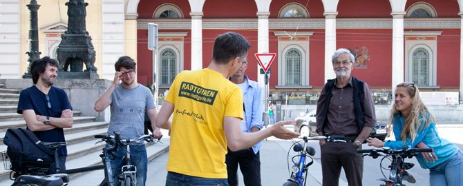 Fahrradtour München mit Halt an ehemaliger Residenzpost